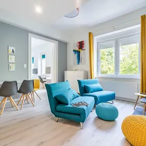 bpr-color-fusion-home-with-a-c.inbudapesthotels.com/